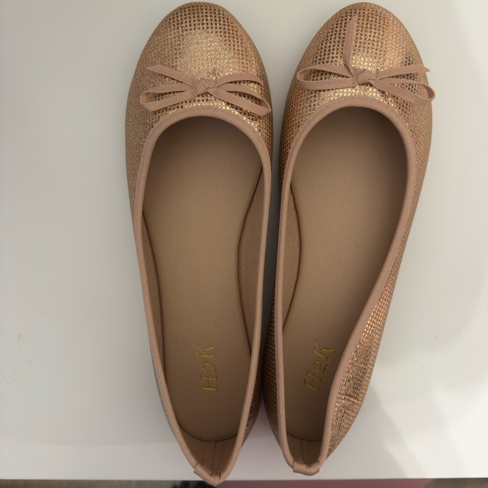 H2K Women's Elegant Gold Flats